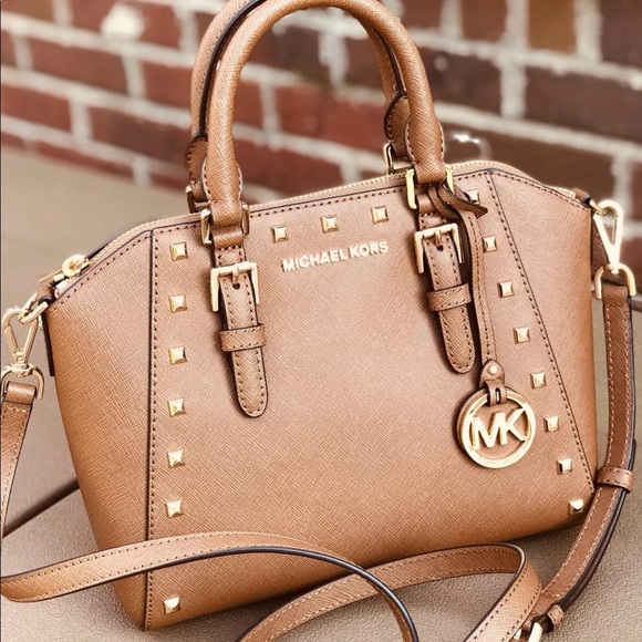 Michael kors medium studded Ciara crossbody bag - Picture 2 of 8